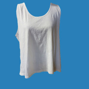 Athleta White Daily Tank in 100% Organic Cotton. Size 1X. NWT.